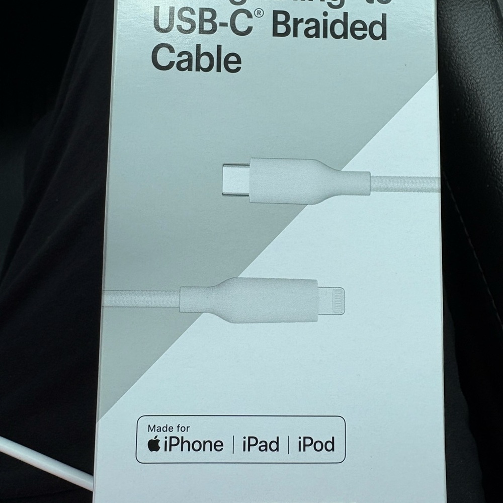 USB-C to Lightning Braided Cable - White
